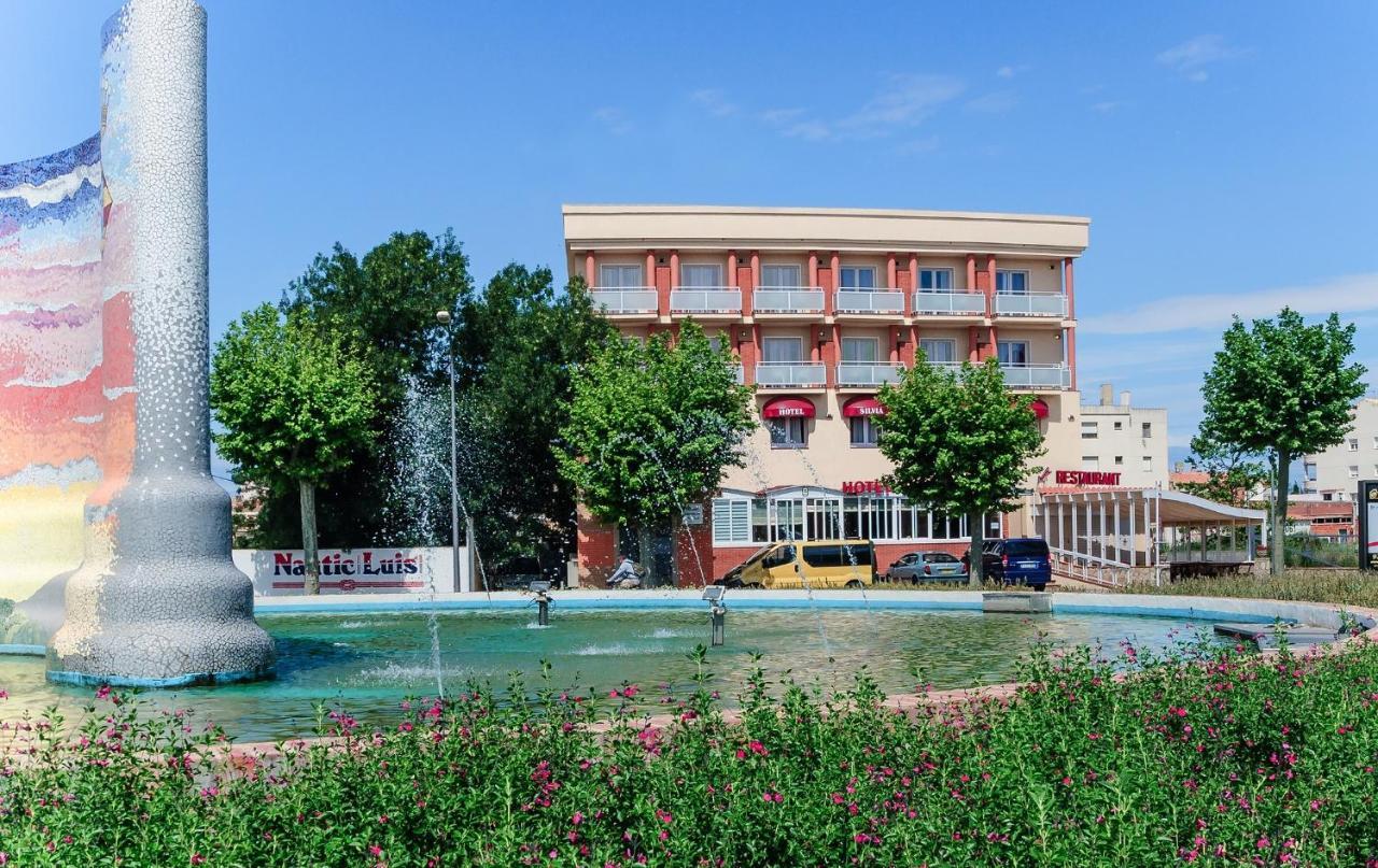 Hotel Silvia Empuriabrava Dış mekan fotoğraf