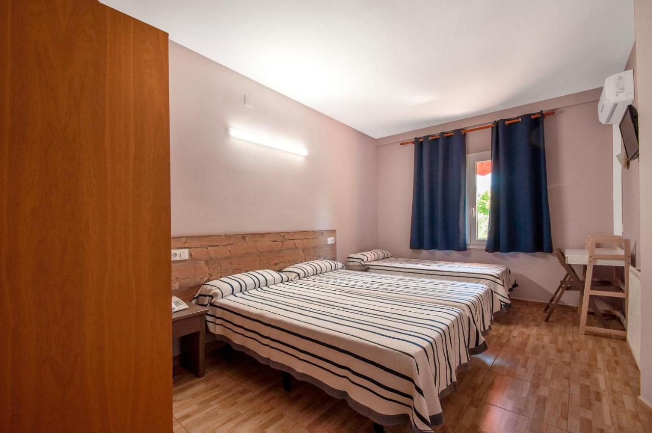 Hotel Silvia Empuriabrava Dış mekan fotoğraf