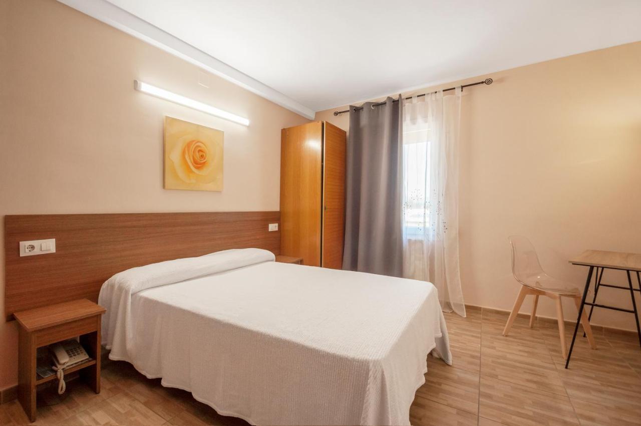 Hotel Silvia Empuriabrava Dış mekan fotoğraf