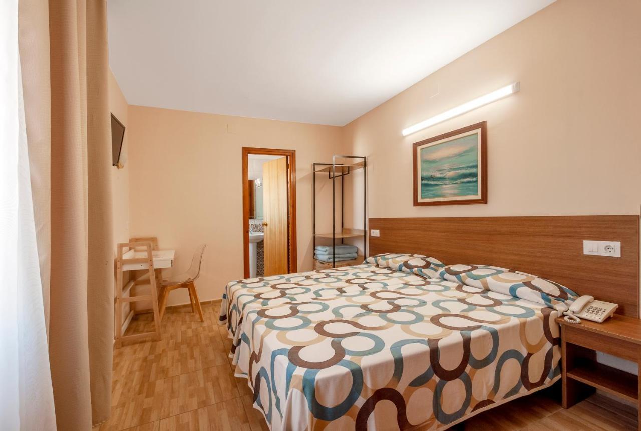 Hotel Silvia Empuriabrava Dış mekan fotoğraf