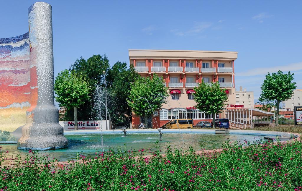 Hotel Silvia Empuriabrava Dış mekan fotoğraf